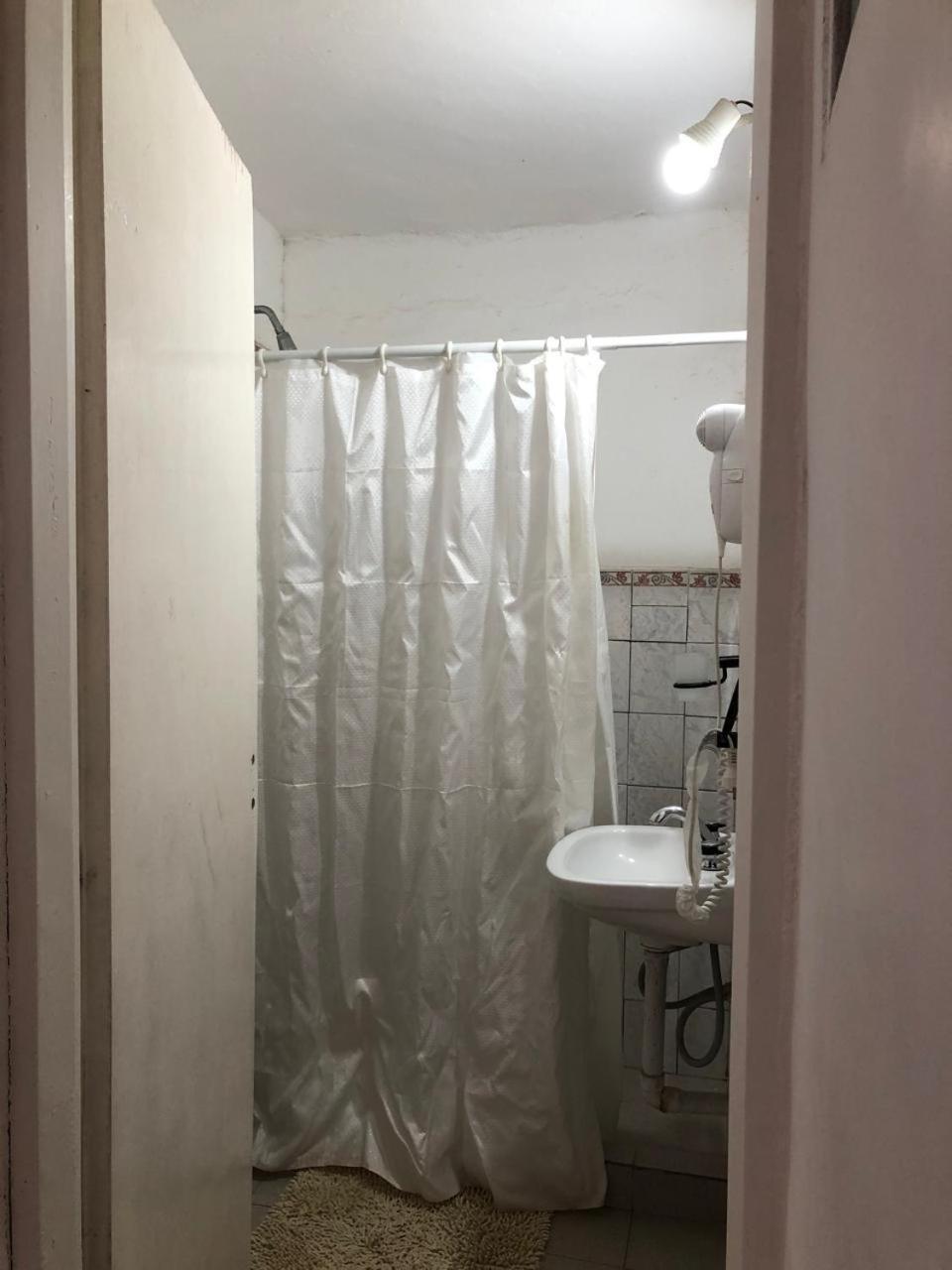 El Faro Hostel プエルト・マドリン エクステリア 写真
