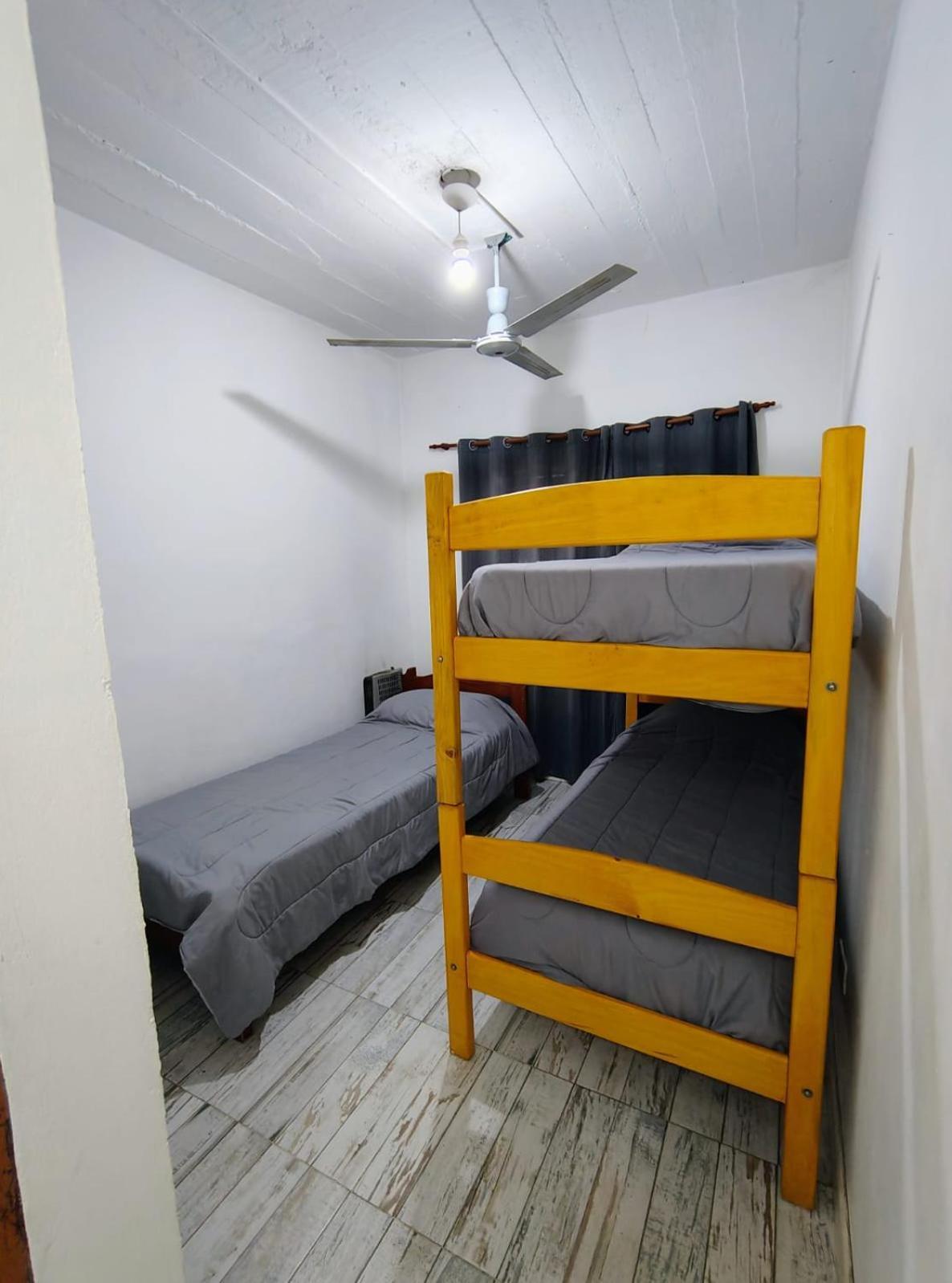 El Faro Hostel プエルト・マドリン エクステリア 写真
