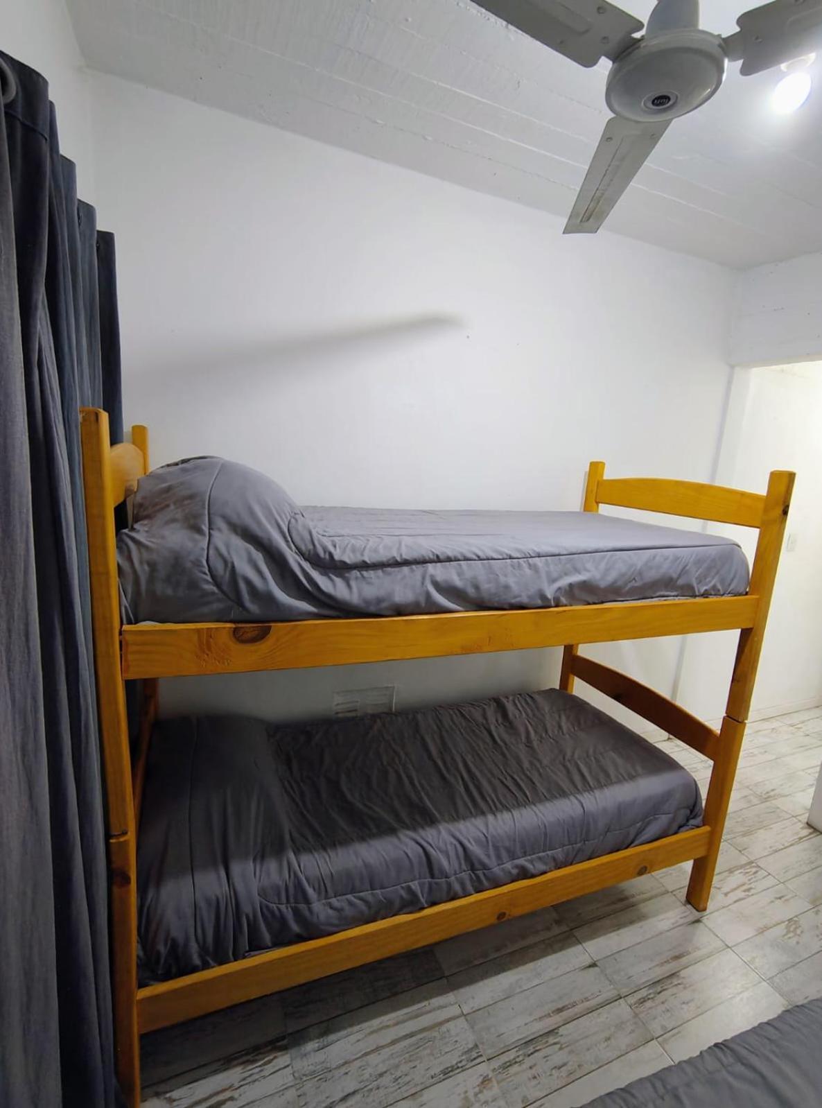 El Faro Hostel プエルト・マドリン エクステリア 写真